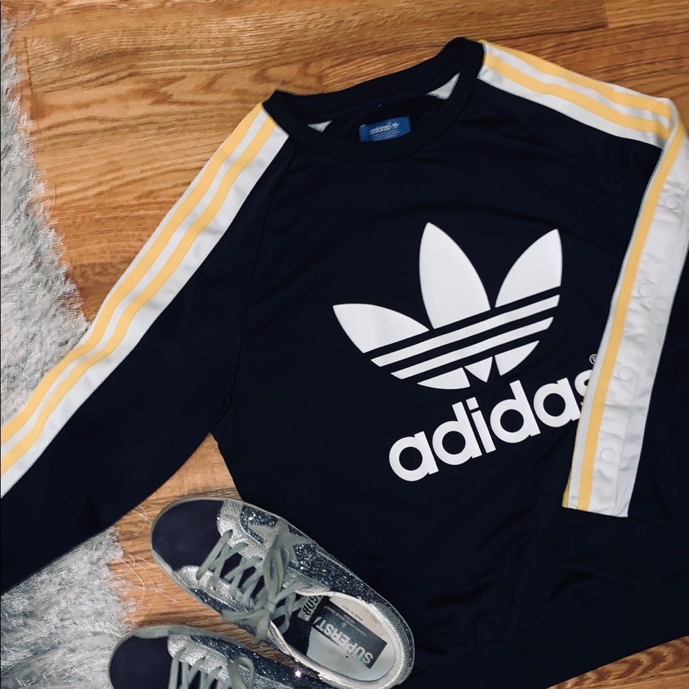 Adidas sweater